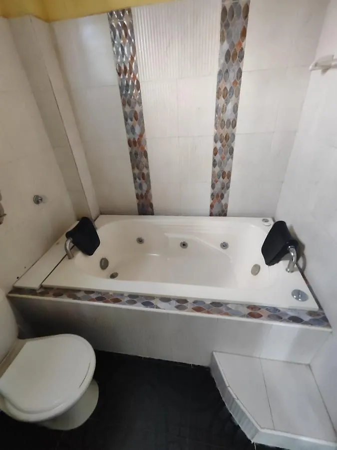 Casa Hotel Donarua Santa Marta  0*, Santa Marta (Magdalena)
